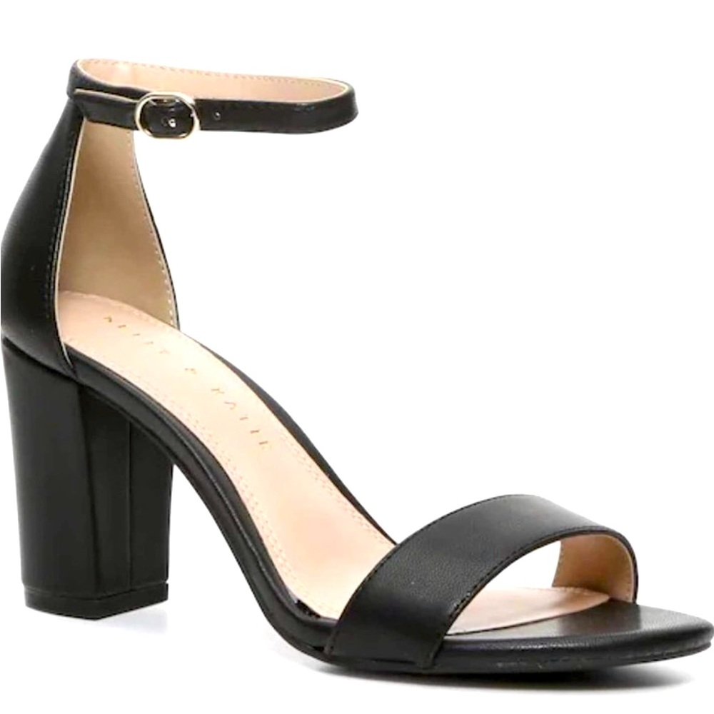 Kelly and Katie Black Heel Hailee Sandals Size 7 Strappy KK-Hailee Baby Lambskin
